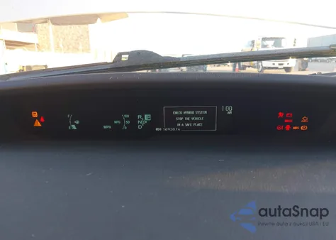 2015 Toyota Prius Two z USA, uszkodzony, nr VIN JTDKN3DU8F0464784